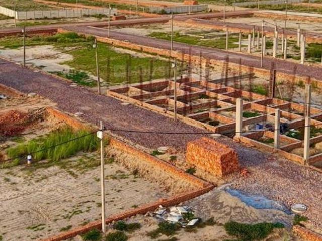 Residential Plot in Dadri for resale Greater Noida. The reference number is 20509713