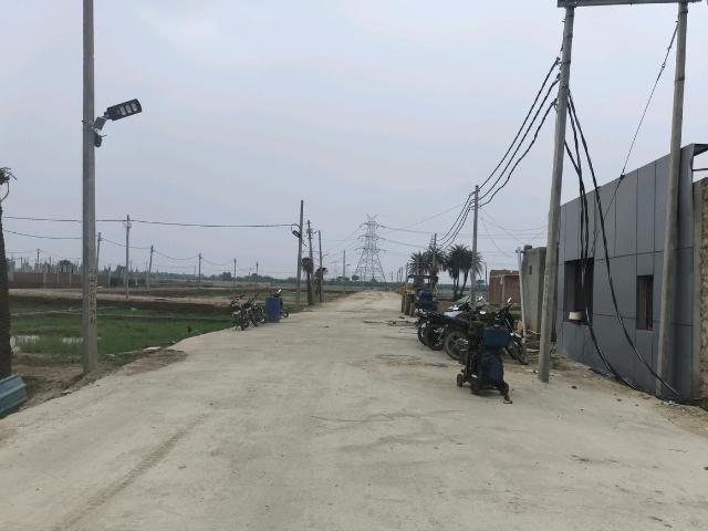 Residential Plot in Dadri for resale Greater Noida. The reference number is 20736084