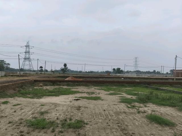 Residential Plot in Dadri for resale Greater Noida. The reference number is 20736130