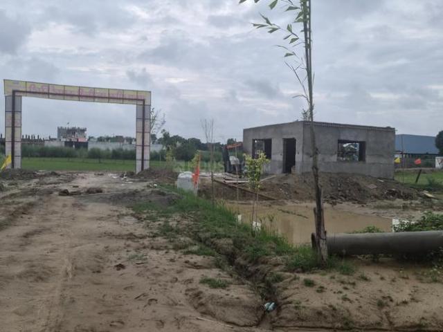 Residential Plot in Dadri for resale Greater Noida. The reference number is 20863482