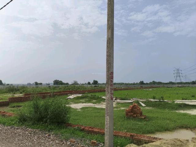 Residential Plot in Dadri for resale Greater Noida. The reference number is 20838660