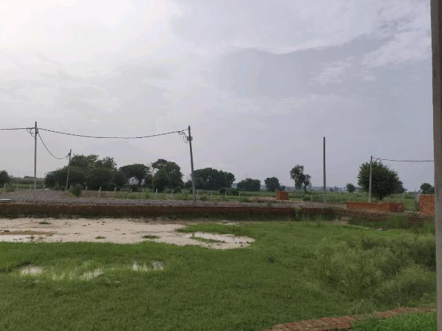 Residential Plot in Dadri for resale Greater Noida. The reference number is 20838794