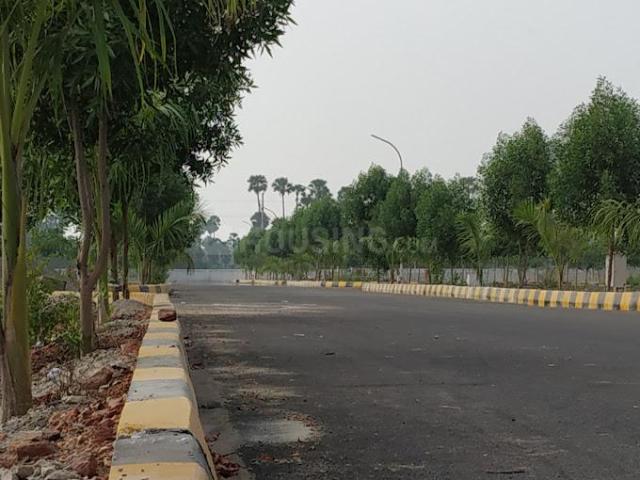 Residential Plot in Dakamarri for resale Visakhapatnam. The reference number is 18560120