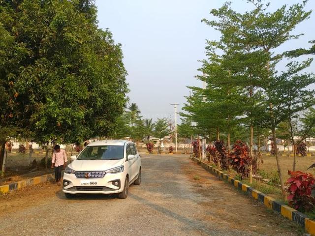 Residential Plot in Dakamarri for resale Visakhapatnam. The reference number is 20721056