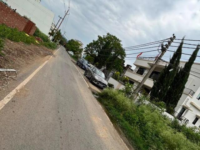 Residential Plot in Danda Dhoran for resale Dehradun. The reference number is 20867312