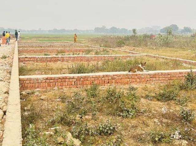 Residential Plot in Darekhu for resale Varanasi. The reference number is 17248943