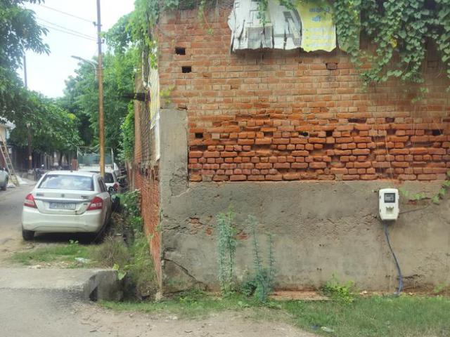 Residential Plot in Dayal Bagh for resale Agra. The reference number is 21050872