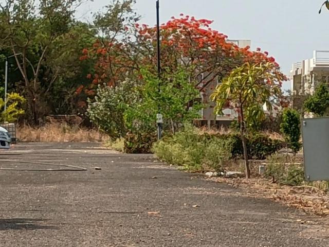 Residential Plot in Deolali Camp for resale Devlali. The reference number is 20495597