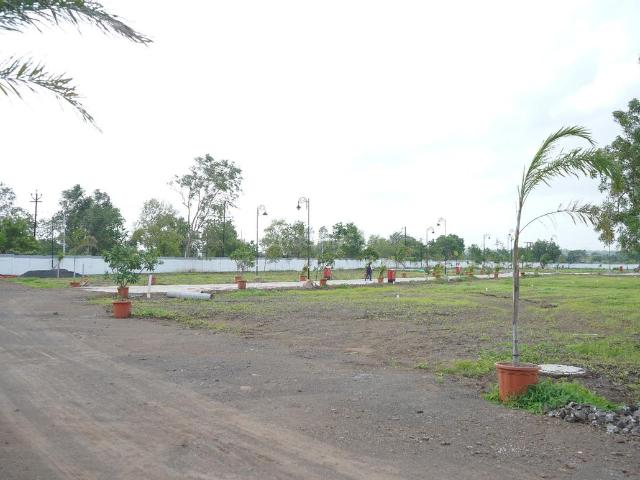 Residential Plot in Deolali Camp for resale Devlali. The reference number is 20703276