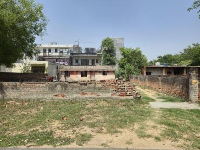 Residential Plot in Delta II for resale Greater Noida. The reference number is 19898446