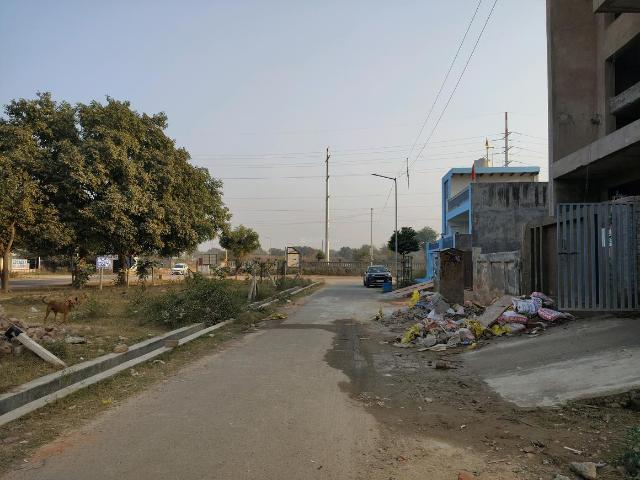 Residential Plot in Delta II for resale Greater Noida. The reference number is 18862937