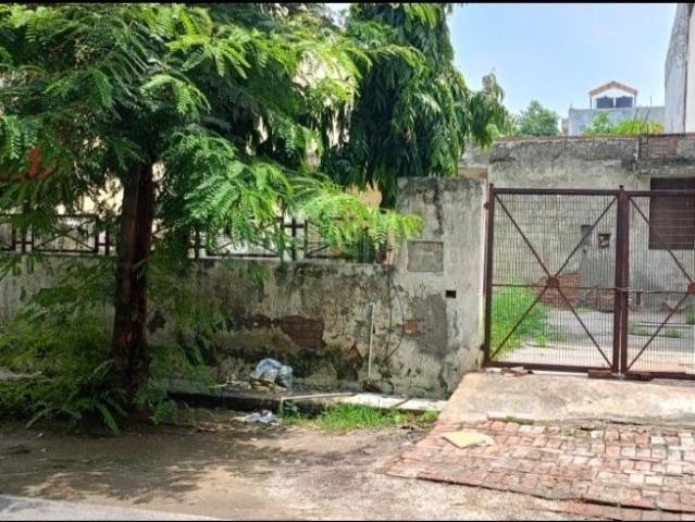 Residential Plot in Delta III for resale Greater Noida. The reference number is 18313265