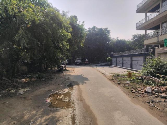 Residential Plot in Gulistanpur for resale Greater Noida. The reference number is 21255963