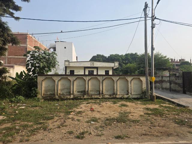 Residential Plot in Delta III for resale Greater Noida. The reference number is 21267036