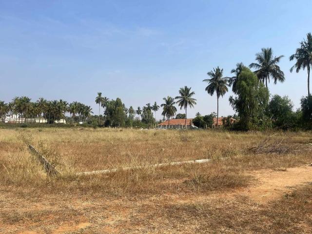 Residential Plot in Devanahalli for resale Bengaluru. The reference number is 15122417