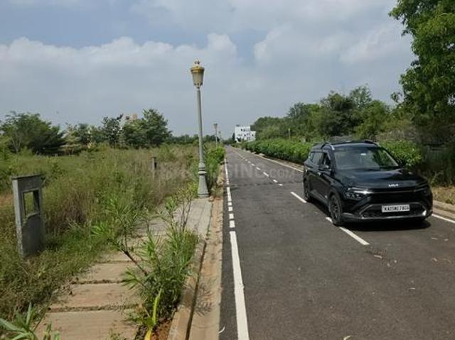 Residential Plot in Devanahalli for resale Bengaluru. The reference number is 18784081