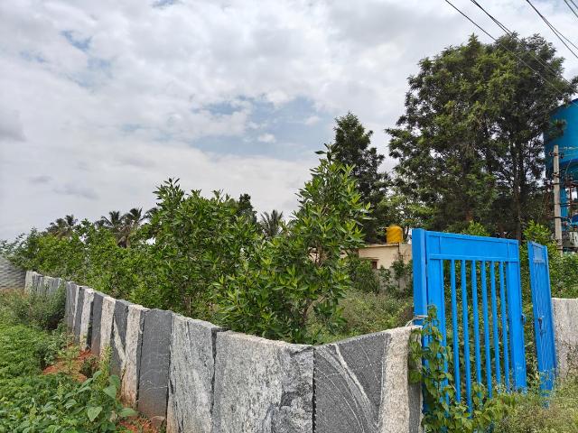 Residential Plot in Devanahalli for resale Bengaluru. The reference number is 19040625