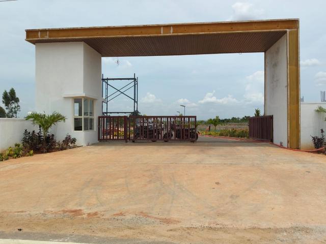Residential Plot in Devanahalli for resale Bengaluru. The reference number is 20449112