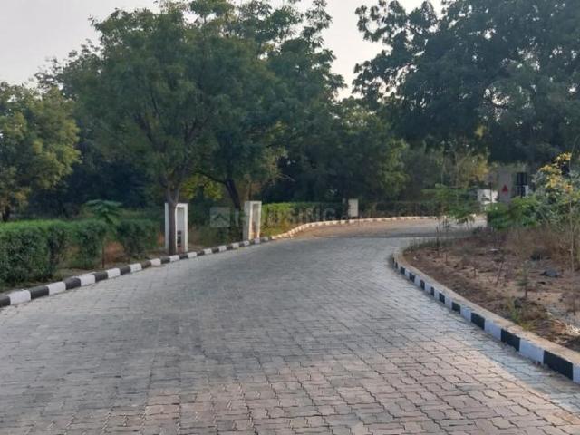 Residential Plot in Devdholera for resale Ahmedabad. The reference number is 18118921