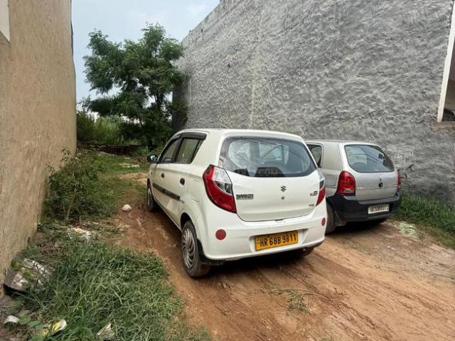 Residential Plot in Dhakoli for resale Zirakpur. The reference number is 20911751
