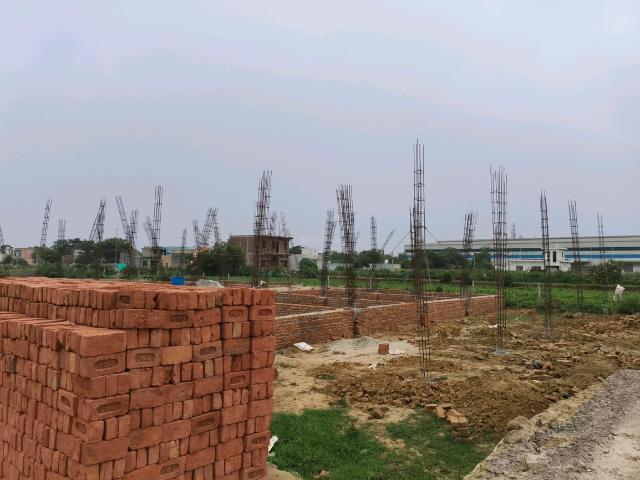 Residential Plot in Dhoom Manikpur for resale Greater Noida. The reference number is 17640183
