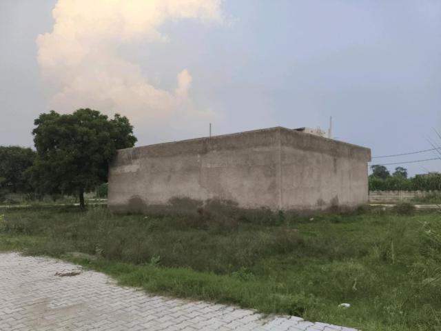 Residential Plot in Dhoom Manikpur for resale Greater Noida. The reference number is 21104338