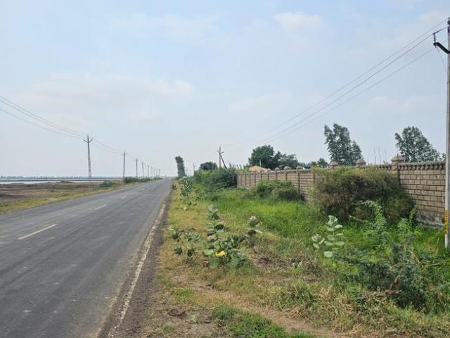 Residential Plot in Dholera for resale Ahmedabad. The reference number is 18562397