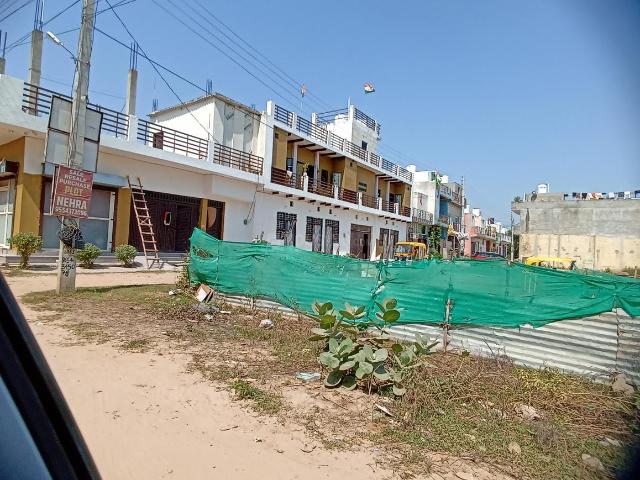 Residential Plot in Dhumaspur for resale Gurgaon. The reference number is 20990073