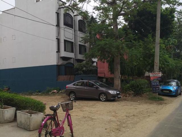 Residential Plot in DLF Phase 2 for resale Gurgaon. The reference number is 20820183