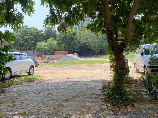 Residential Plot in DLF Phase 3 for resale Gurgaon. The reference number is 18337357