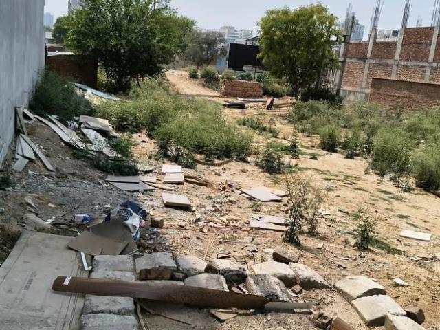 Residential Plot in DLF Phase 3 for resale Gurgaon. The reference number is 18643894