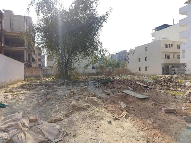 Residential Plot in DLF Phase 3 for resale Gurgaon. The reference number is 19278396