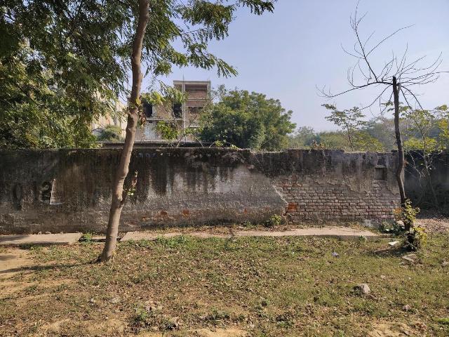 Residential Plot in Eta I for resale Greater Noida. The reference number is 19433135