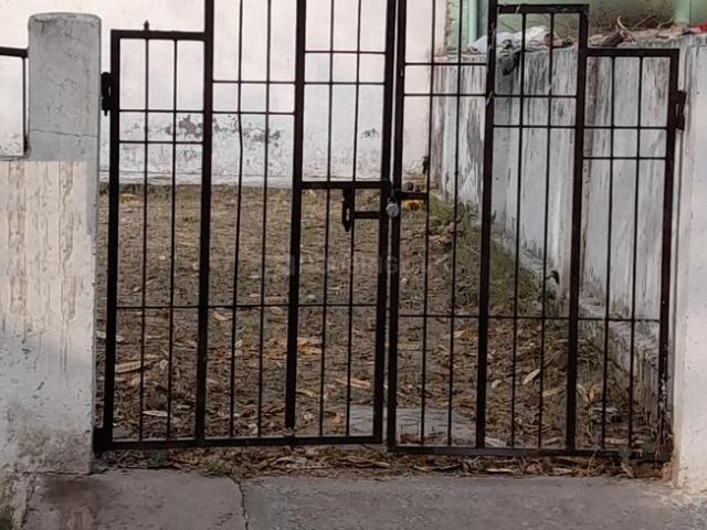 Residential Plot in Eta I for resale Greater Noida. The reference number is 21030498