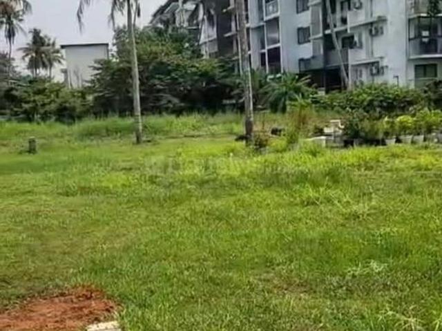 Residential Plot in Edappally for resale Kochi. The reference number is 21314112