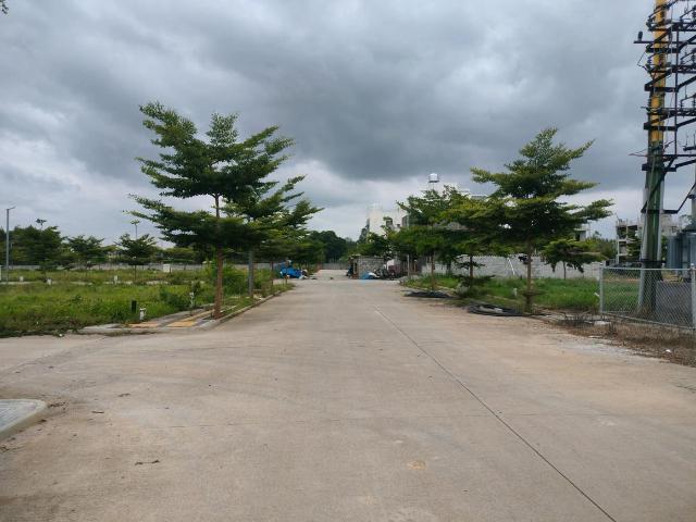 Residential Plot in Electronic City for resale Bengaluru. The reference number is 20970432