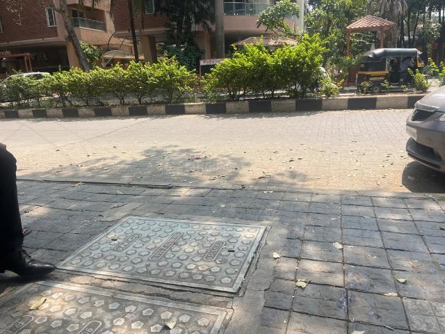 Residential Plot in Erandwane for resale Pune. The reference number is 21289839