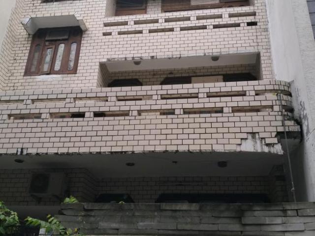 Residential Plot in GTB Nagar for resale New Delhi. The reference number is 20994774