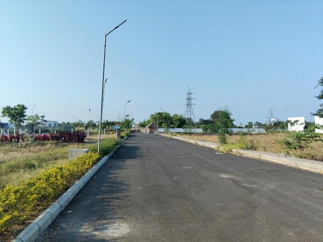 Residential Plot in Guduvancheri for resale Chennai. The reference number is 19358664
