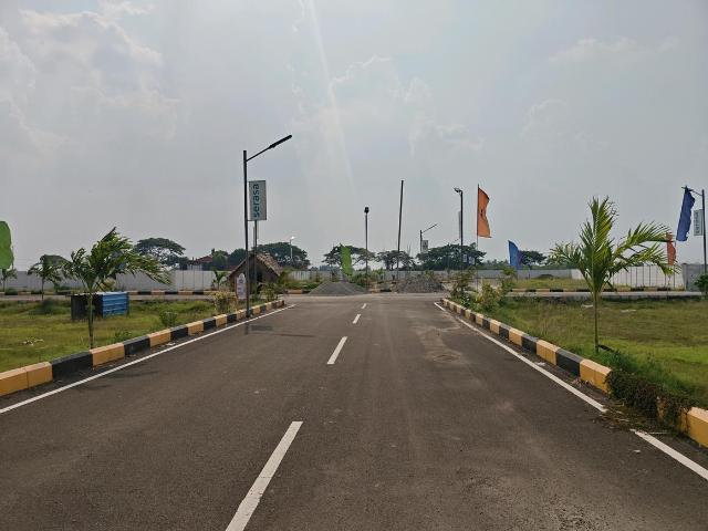 Residential Plot in Guduvancheri for resale Chennai. The reference number is 21201861