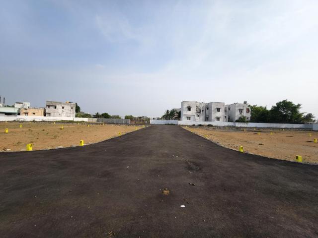 Residential Plot in Guduvancheri for resale Chennai. The reference number is 21354235