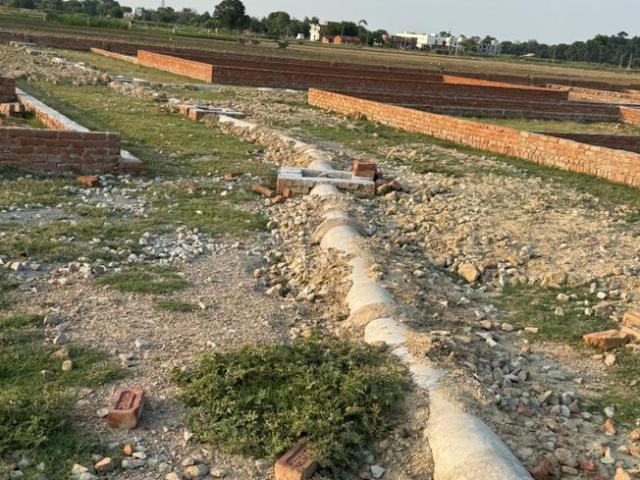 Residential Plot in Gajari for resale Varanasi. The reference number is 21007666