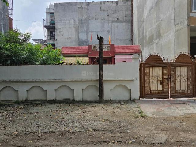 Residential Plot in Gamma I for resale Greater Noida. The reference number is 21266896