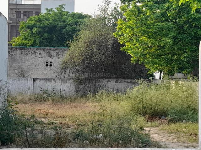 Residential Plot in Gamma II for resale Greater Noida. The reference number is 21086195