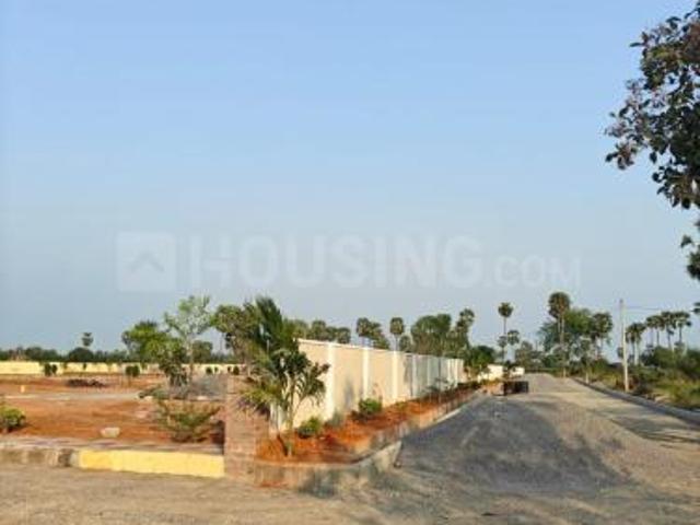 Residential Plot in Gannavaram for resale Krishna. The reference number is 20103251