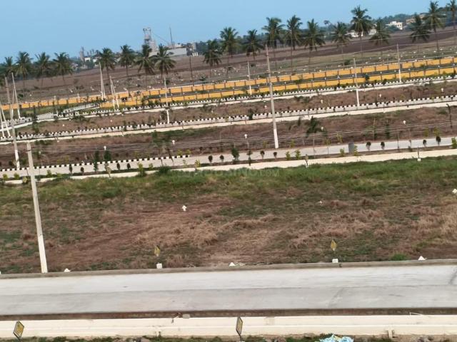 Residential Plot in Gannavaram for resale Krishna. The reference number is 20621855