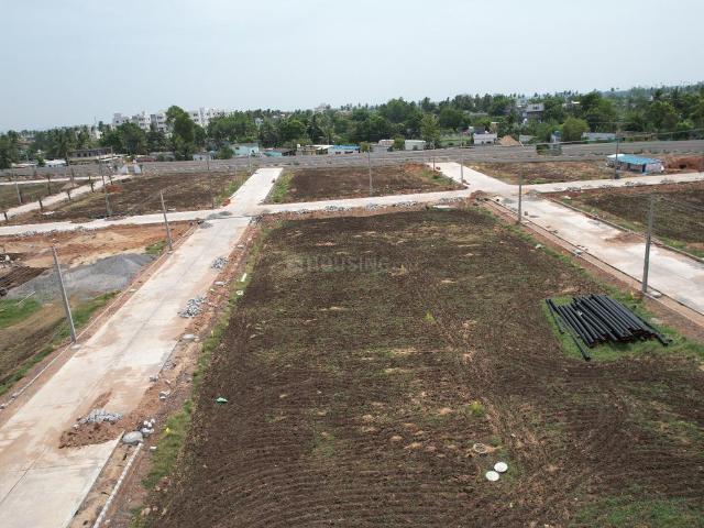 Residential Plot in Gangur for resale Vijayawada. The reference number is 17291445