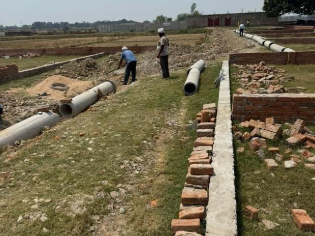 Residential Plot in Gangapur for resale Varanasi. The reference number is 20068625