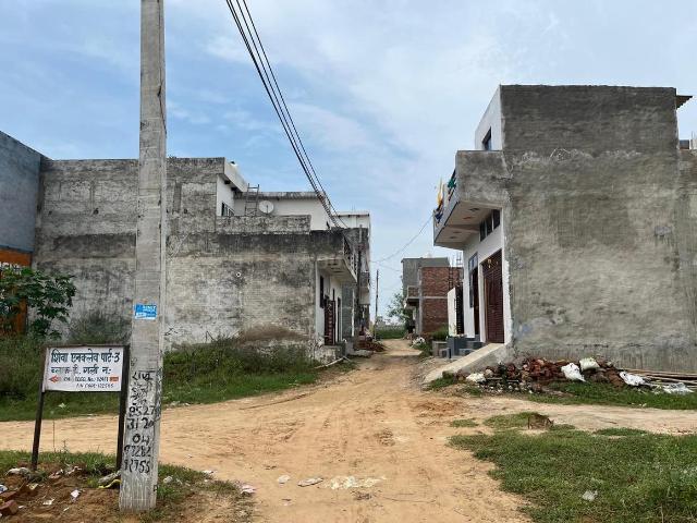 Residential Plot in Garhi Harsaru for resale Gurgaon. The reference number is 19579742
