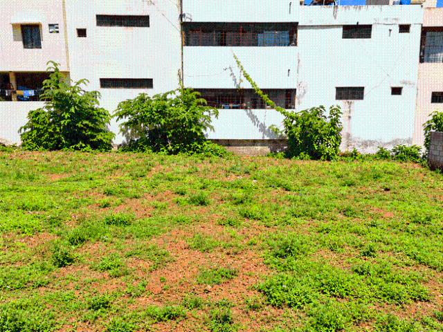 Residential Plot in Gayathripuram for resale Mysore. The reference number is 21200194
